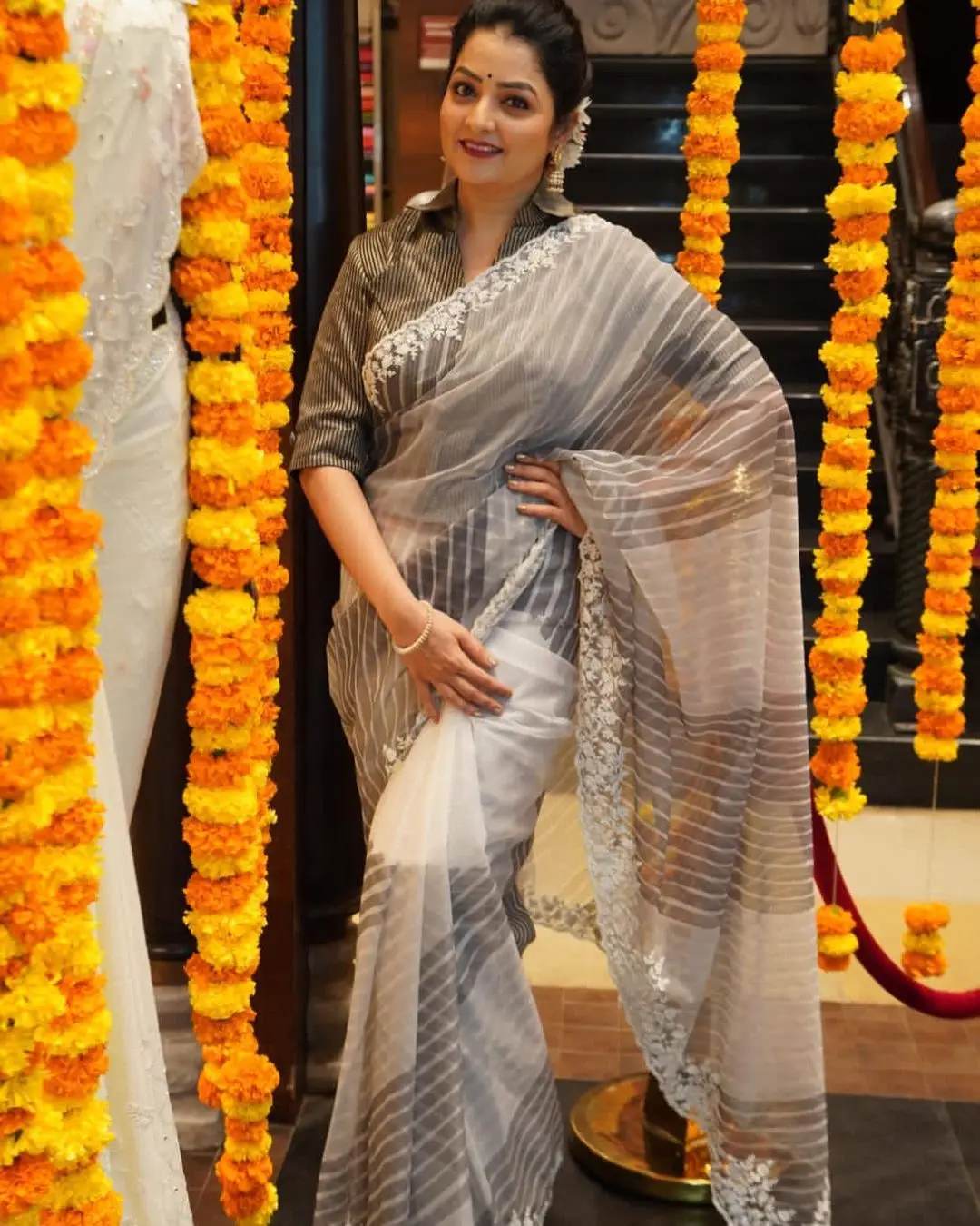 ETV Abhiruchi Madhuri Kandavalli In White Saree Green Blouse